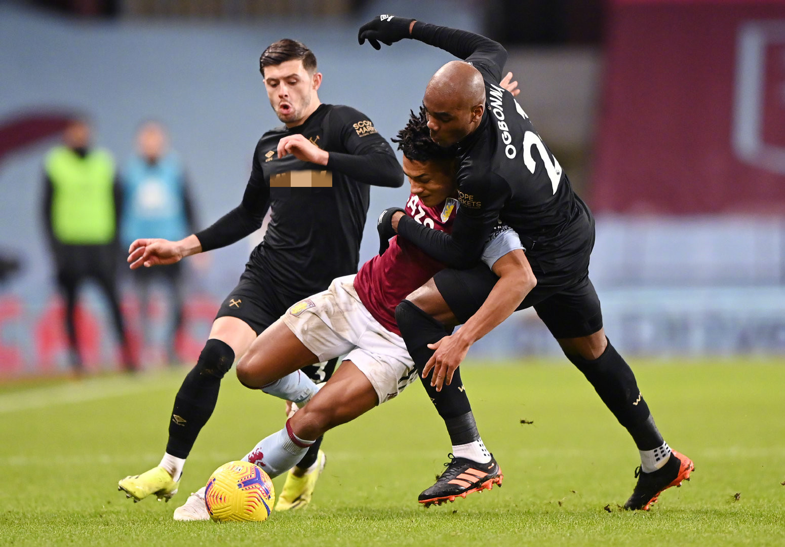 异常冷静的 异常冷静的